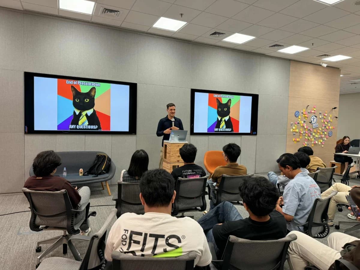 Zsolt presenting with humor