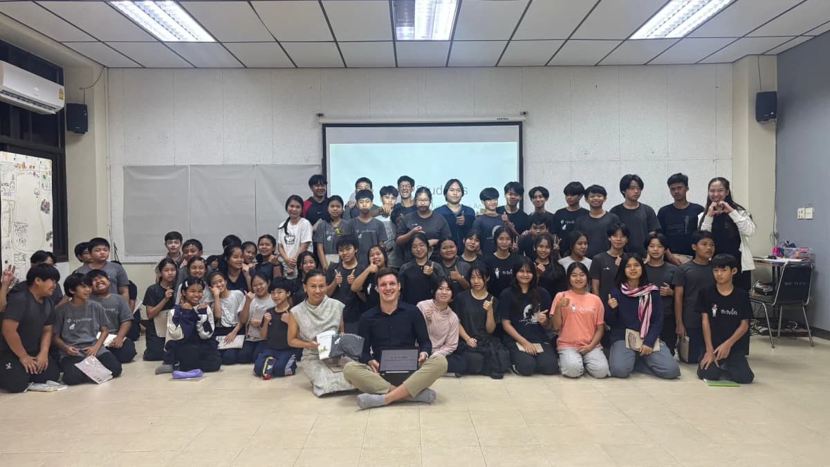 Lamplaimat Pattana School